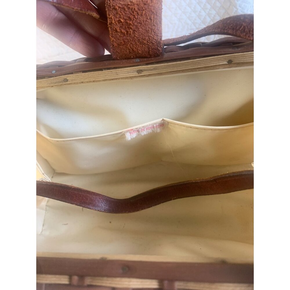 Wicker and Leather Basket Weave Purse Handbag Woven Vintage Hong Kong - Picture 6 of 15